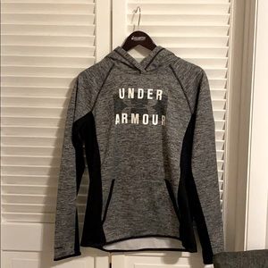 Medium Under Armor Sweatshirt